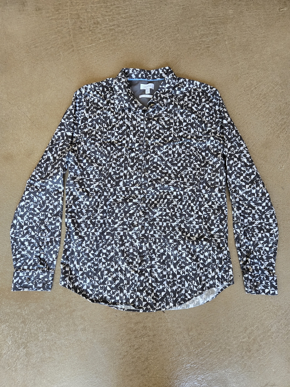 Calvin Klein Black & White Geometric Print Button-Down Shirt
